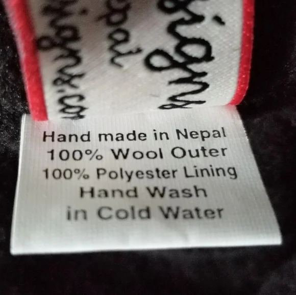 Nirvana Designs hat $52 Retail Chunky Soft Knit Wool Beanie, FINAL PRICE! - Picture 6 of 13